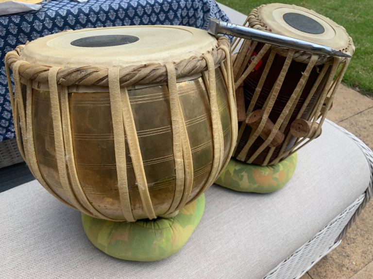 Tablas and accessories 