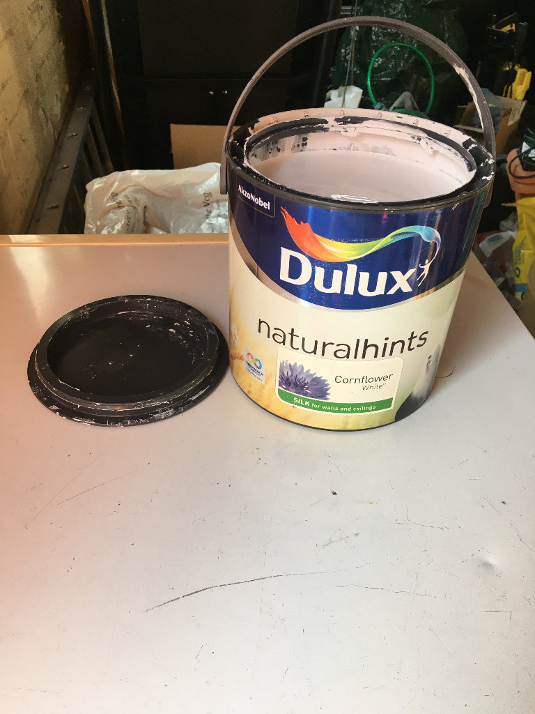 Dulux Natural Hints Cornflower White Silk Emulsion paint, 2.5L