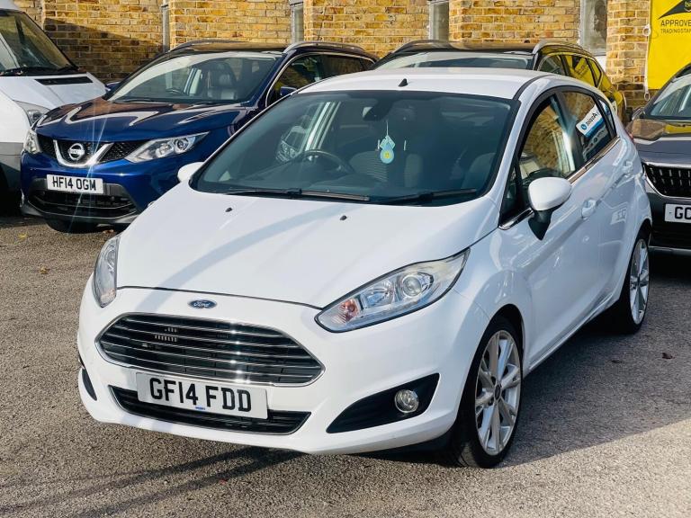 2014 Ford Fiesta 1.0 EcoBoost Titanium 5dr HATCHBACK Petrol Manual
