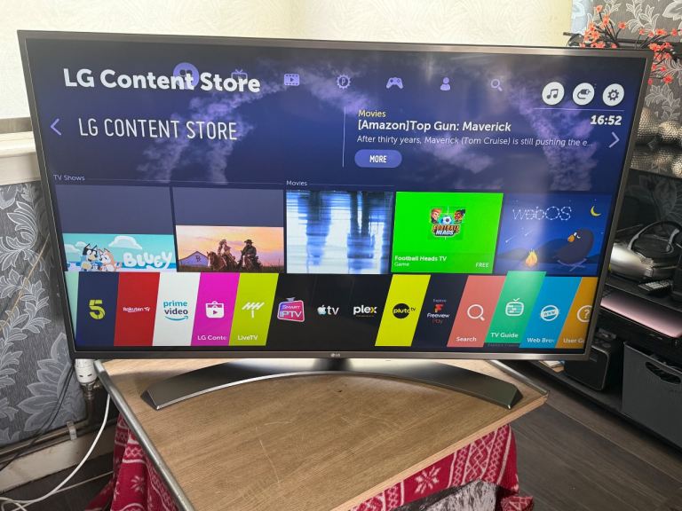 ( Delivery ) 49” LG Uhd 4k Smart Tv