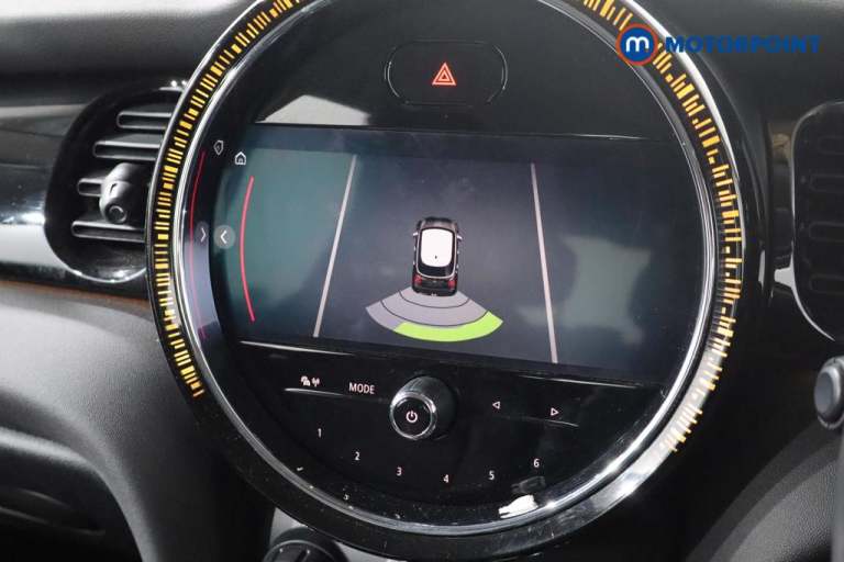 2021 MINI Hatch 1.5 Cooper Classic 5dr [Comfort-Nav Pack] Hatchback Petrol Manual