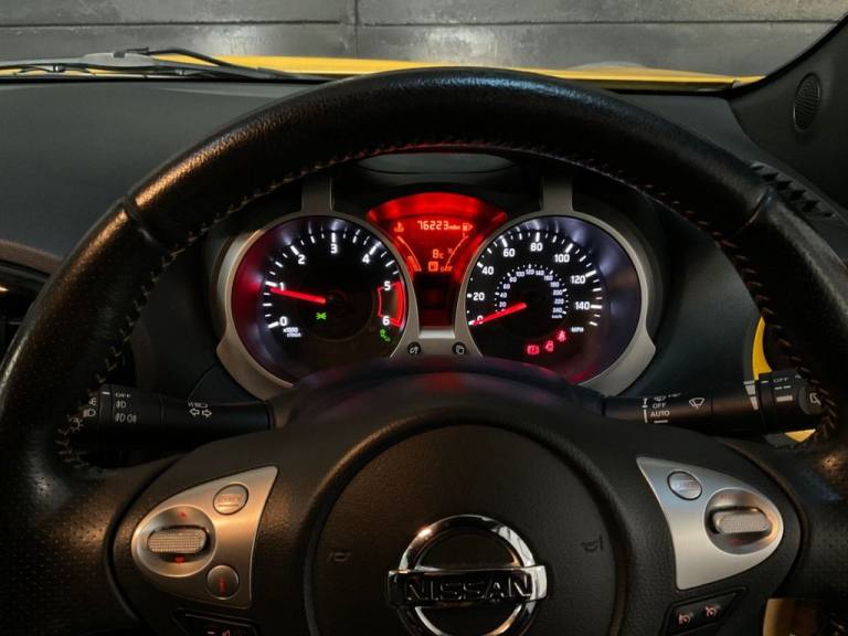 2016 Nissan Juke 1.5 dCi Tekna SUV 5dr Diesel Manual Euro 6 (s/s) (110 ps) HATCHBACK Diesel Manual