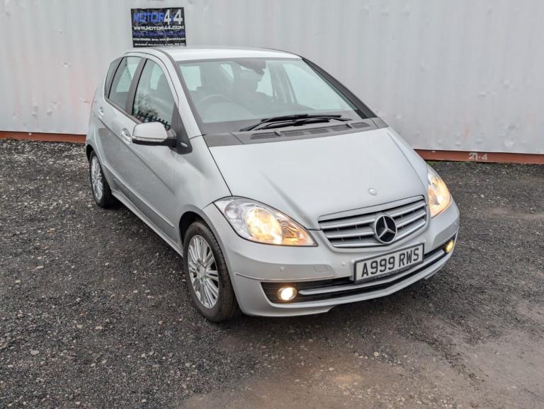 MERCEDES-BENZ A CLASS 1.5 A160 Elegance SE 2011