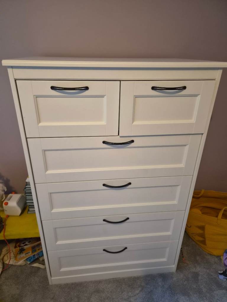 SOLD - White Chest of Drawers with 6 Drawers – Good Condition