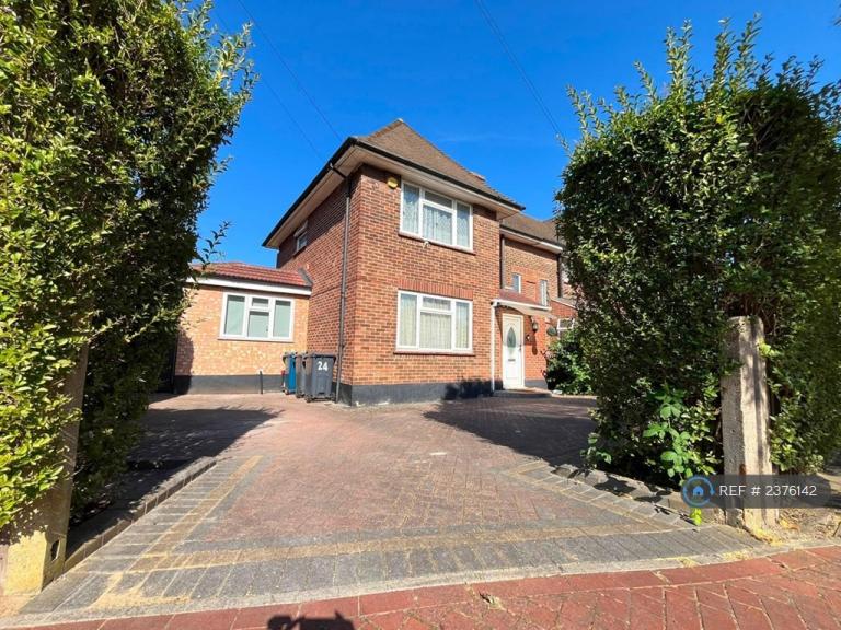 4 bedroom house in Maryatt Avenue, Harrow, HA2 (4 bed) (#2376142)