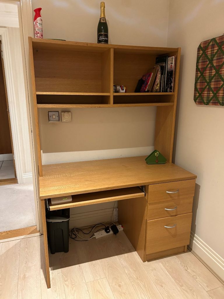Classic oak computer desk with 3 drawer pedestal & hutch 