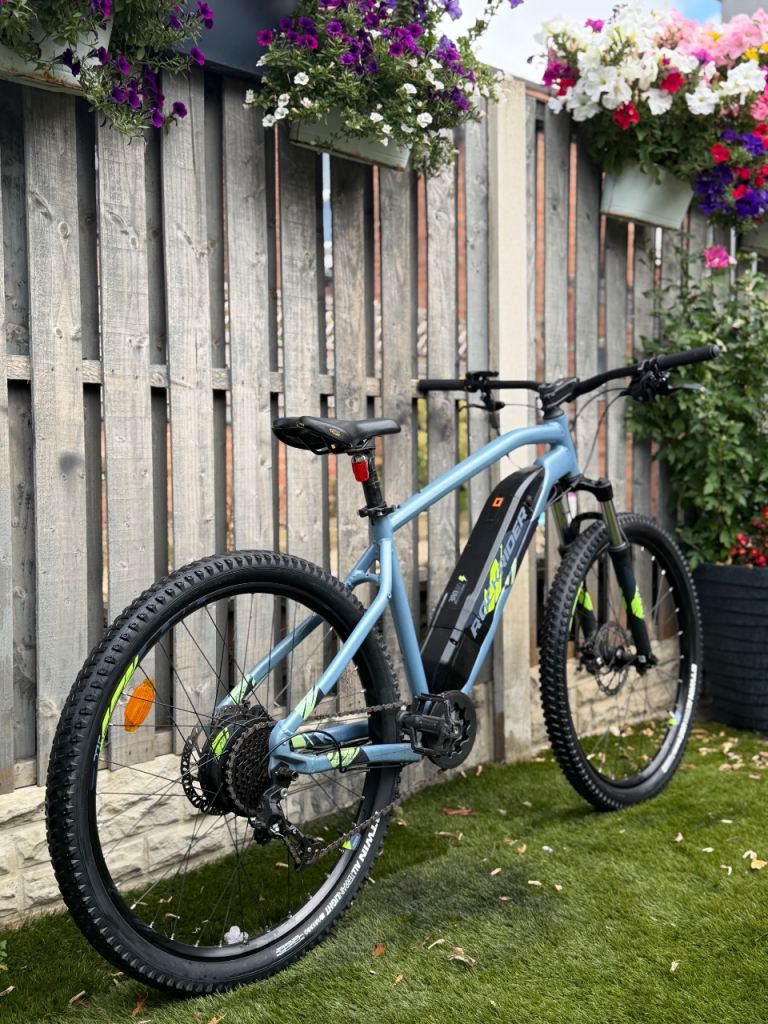 Rockrider EST100-Electric Mountain Bike-Mint Condition-Low mileage 