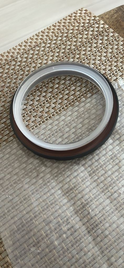 N47/2ww brand new crankshaft seal 