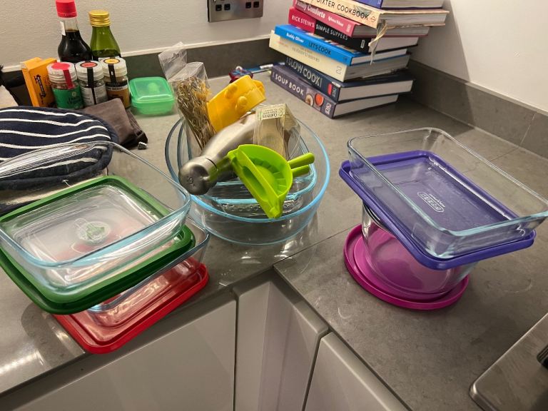 Glass Food Storage Containers with Lids – Various Sizes