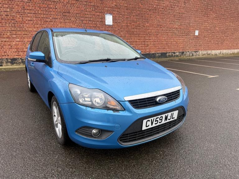 2009 Ford Focus 1.6 Zetec 5dr Auto HATCHBACK Petrol Automatic