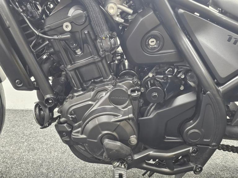 HONDA CMX1100 TOUR DCT REBEL ** PANNIERS - FULL HISTORY - 12 MONTHS MOT **