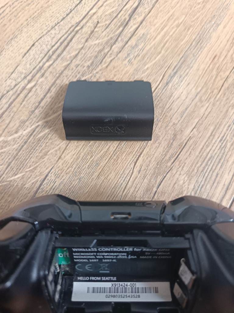 Xbox 500GB + Controller | Fully Working | Factory Reset