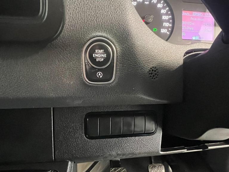 2021 Mercedes-Benz Sprinter 3.5t Progressive Crew Cab Tipper CHASSIS CAB DIESEL Manual