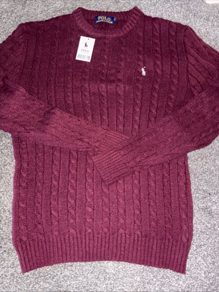 Raulph Lauren maroon colour