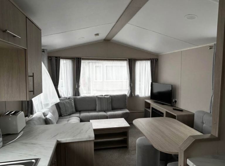 3 Bedrooms Static Caravan for rent 