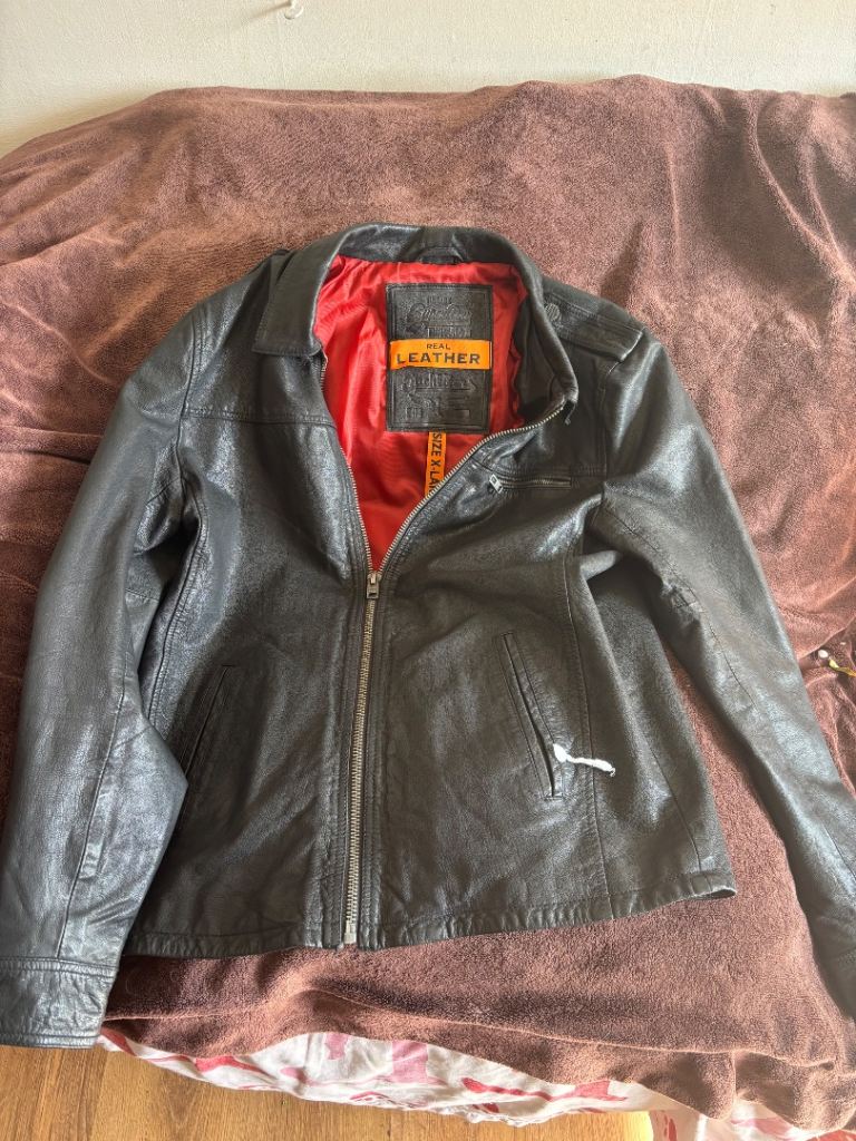 Leather jacket 