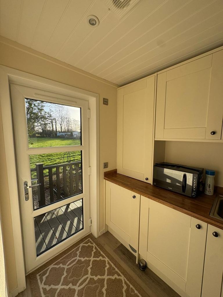 27 Croft Park in Cheshire  - Lodge / Caravan 