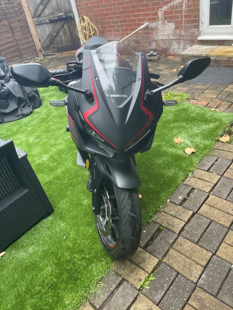 Honda CBR500R in black 2020