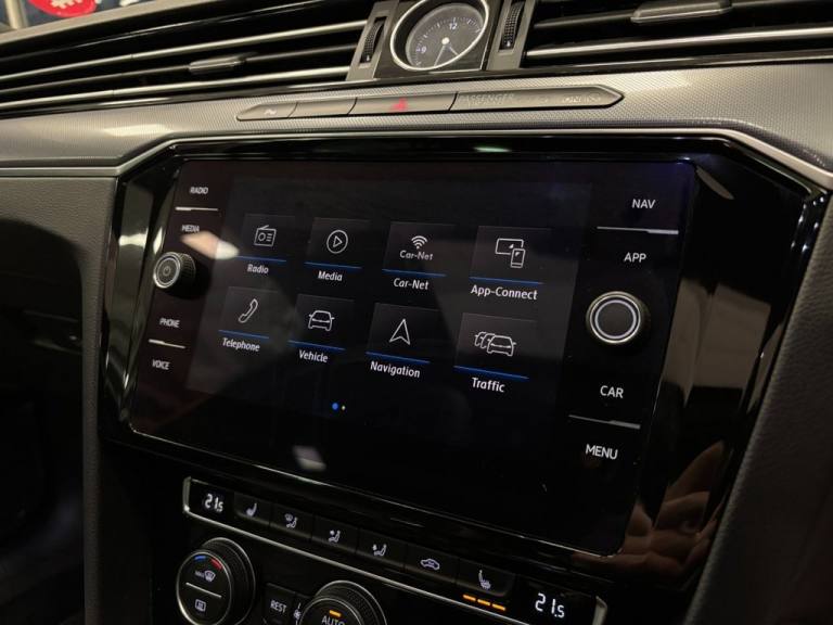 2018 Volkswagen Passat 2.0 TDI R-Line 5dr DSG [Panoramic Roof] [7 Speed] ESTATE DIESEL Automatic