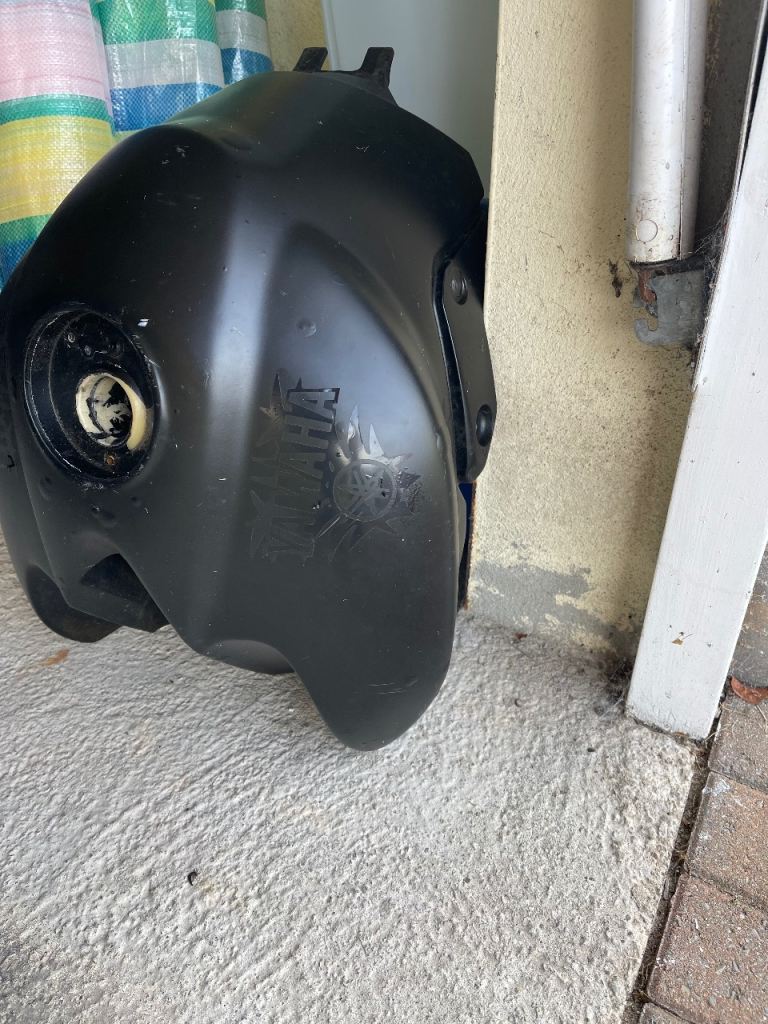 Yamaha MT-03 660 petrol tank