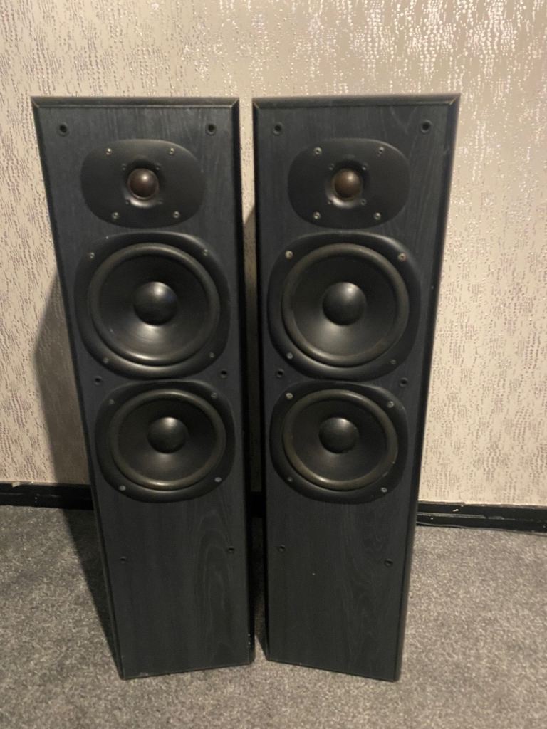 Jamo Speakers