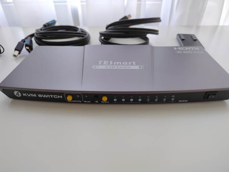 TESmart KVM Switch HDMI 4 Port UHD 4K at 60Hz