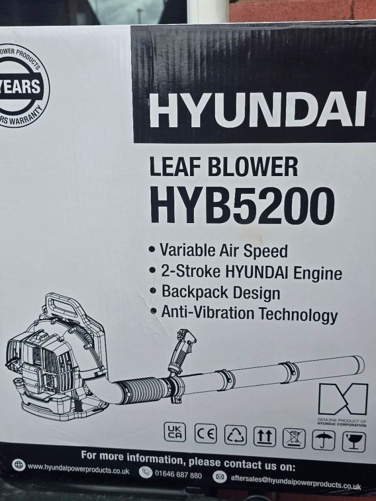 BRAND NEW HYUNDIA LEAF BLOWER 