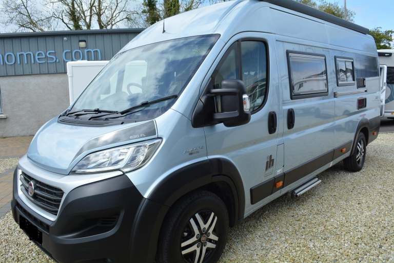 2019 IH 630 FL Camper