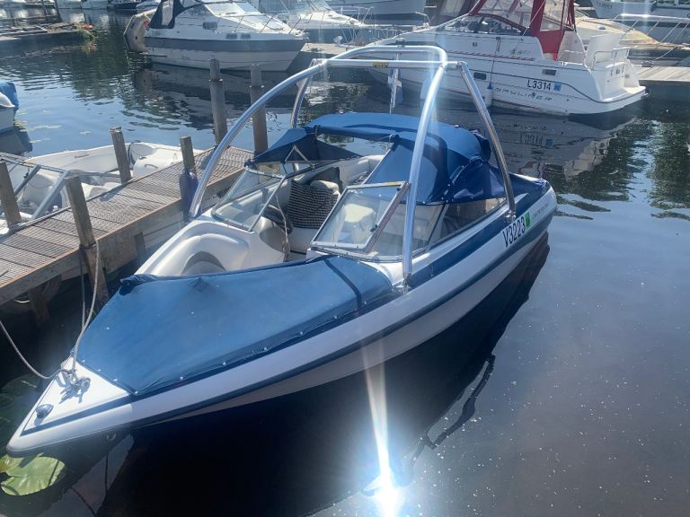 speed boat, bow rider, crownline 