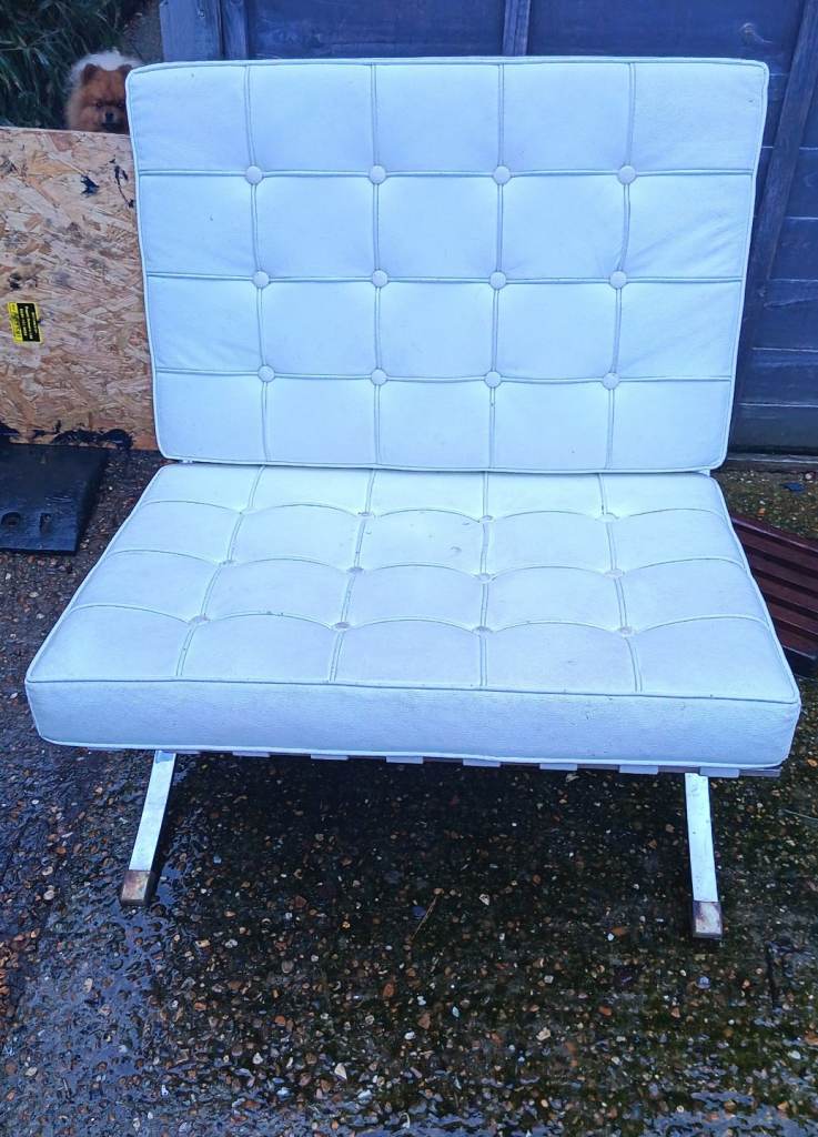 Modern Chrome & White Lounge Chair – Barcelona Style