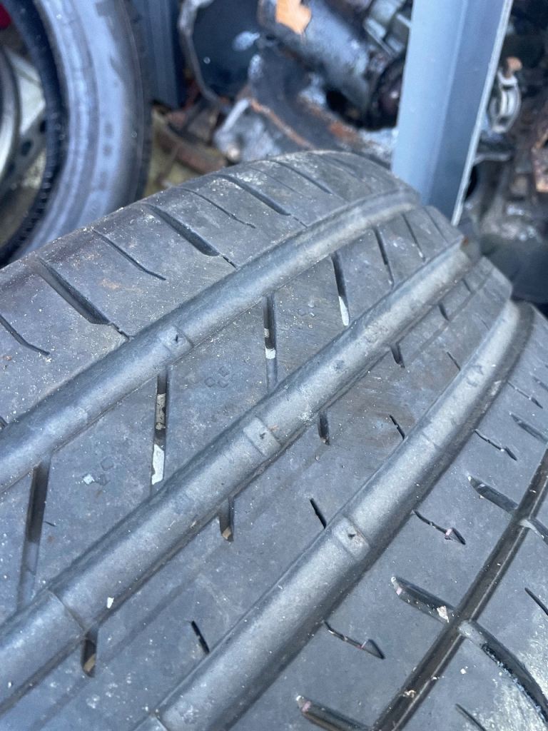 225/45/17 tyre