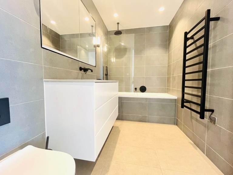  Health Spa with Pool 2 bed flat to rent Mentor House, Oberman Road, Dollis Hill NW10  Available Now