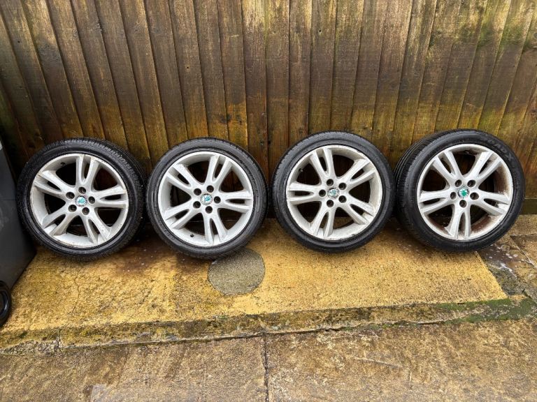 16” Skoda Fabia Roomster Volkswagen Polo Fox SEAT Ibiza 5x100 Alloy Wheels