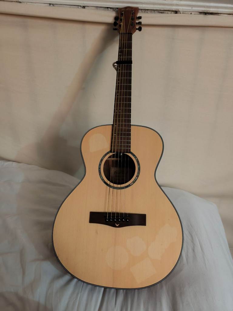 EastCoat Acoustic Guitar M1S Satin Natural + bag + capo