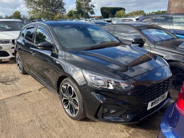 2019 Ford Focus 1.0T EcoBoost ST-Line X Euro 6 (s/s) 5dr HATCHBACK Petrol Manual