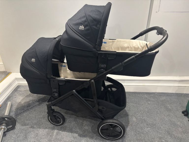 Joie Signature Versiti Double Stroller - Black, Very Good Condition