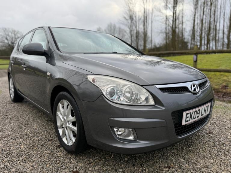 2009 Hyundai i30 1.6 CRDi Style 5dr HATCHBACK Diesel Manual