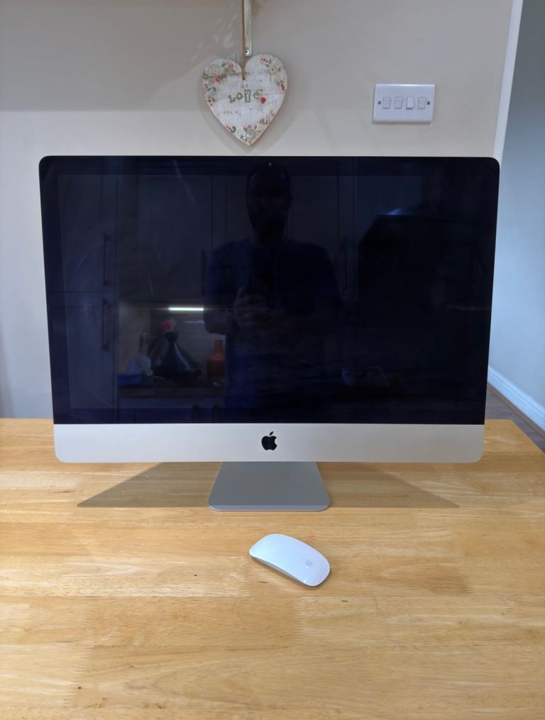 Apple iMac 27-inch Retina 5K 2019 6-Core I5 3.1GHz 575X 4GB RAM 64GB Storage 1TB