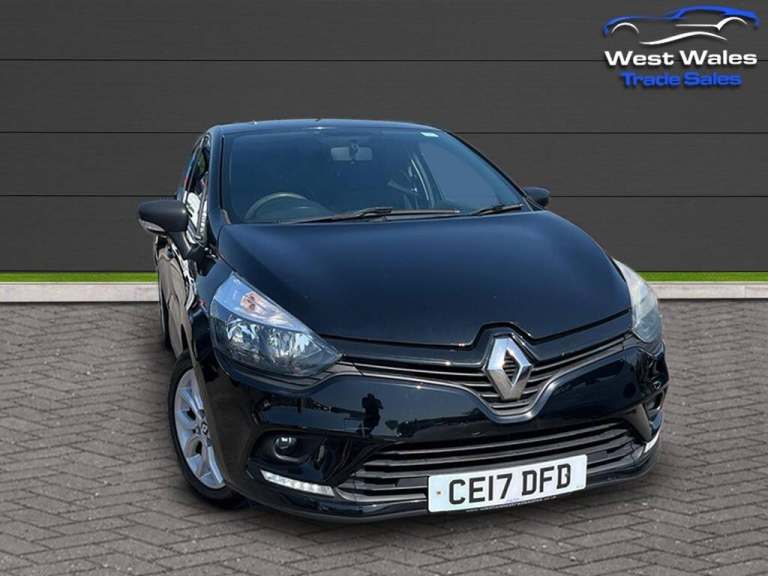 2017 Renault Clio PLAY TCE Hatchback Petrol Manual