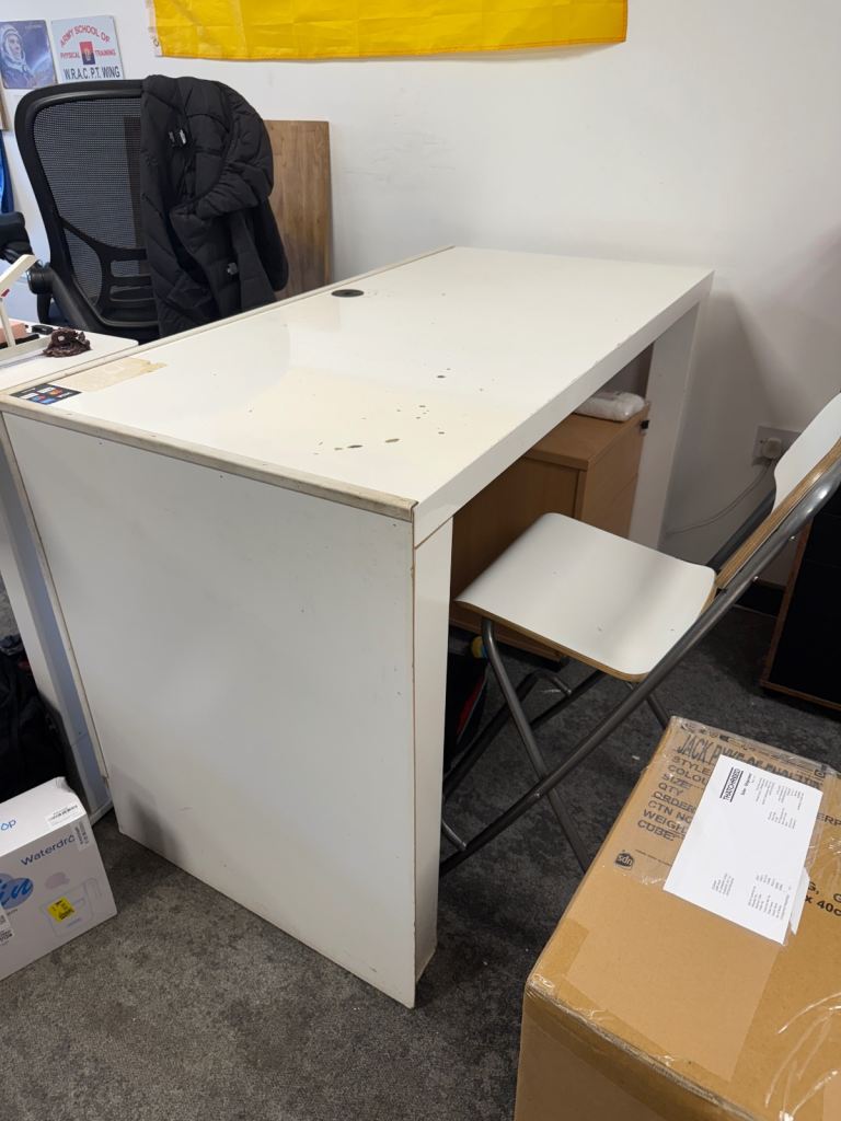 image for White office Desk