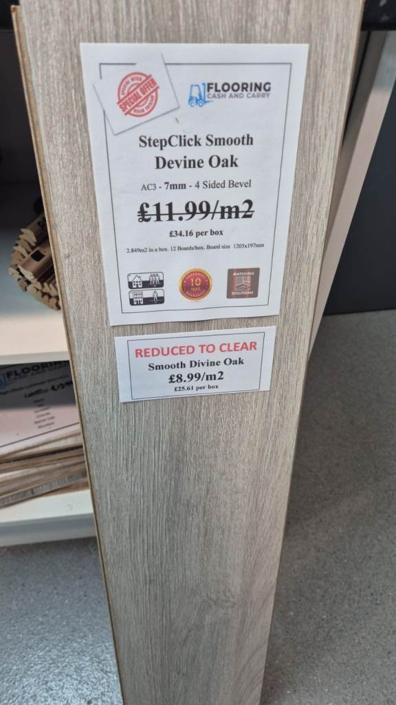 StepClick Smooth Devine Oak 7mm Laminate Flooring CHEAPEST IN THE UK 