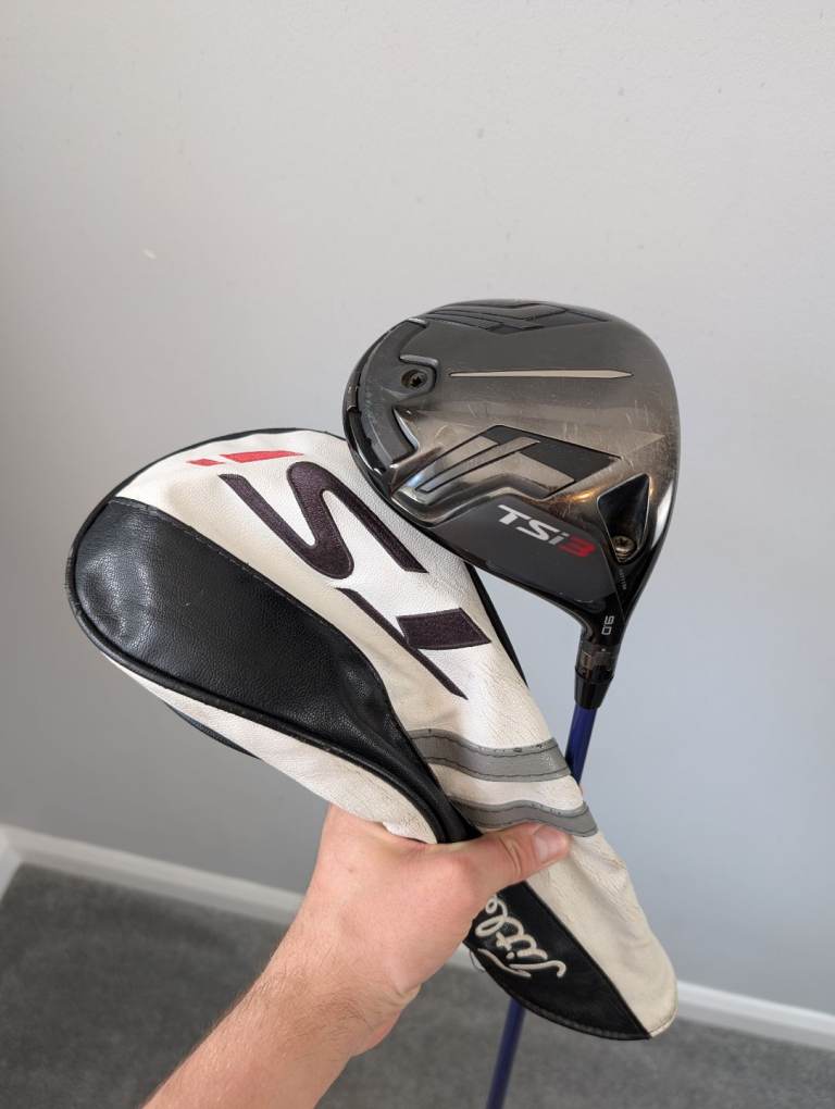 Titleist TSi3 Driver 9 Degree Stiff Flex  Diamana 62 Blue Shaft Headcover