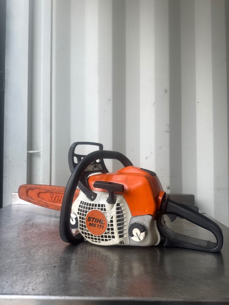 STIHL ms171 chainsaw 