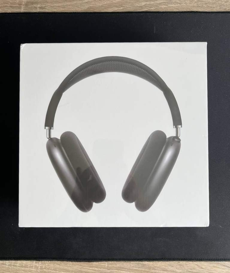 Apple AirPods Max Headphones – Space Grey, As Good As New
