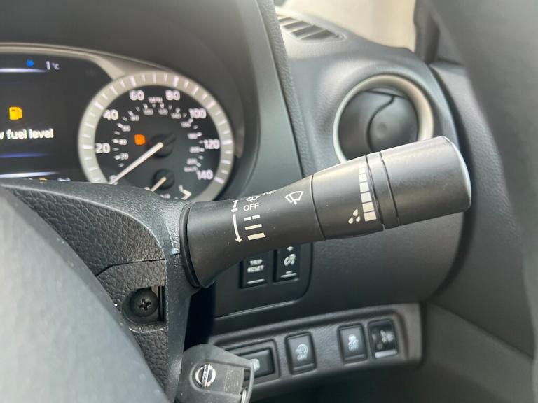 2018 Nissan Navara 2.3 dCi Visia King Pickup Extended Cab 4dr Diesel Manual 4WD Euro 6 (s/s) ( Pi...