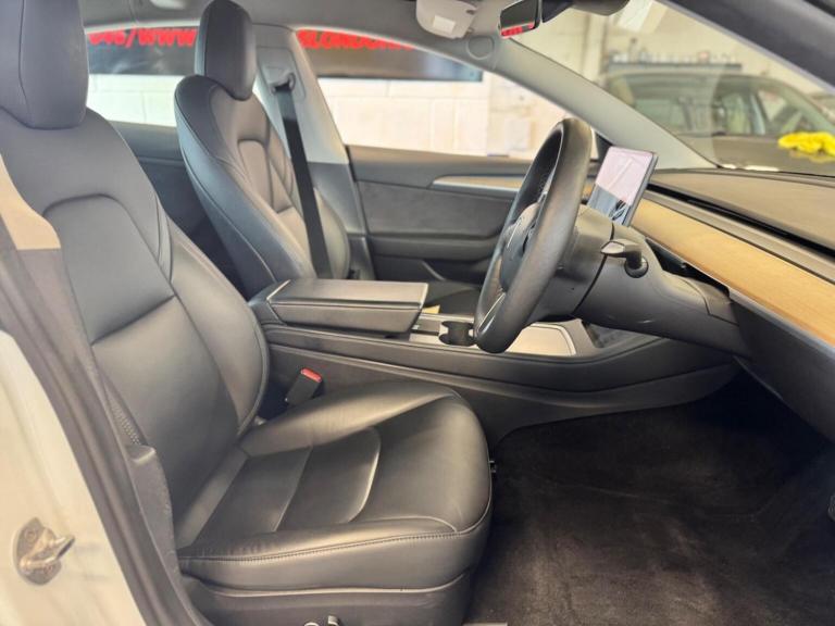 TESLA MODEL 3 (Dual Motor) Long Range Auto 4WDE 4dr 2021