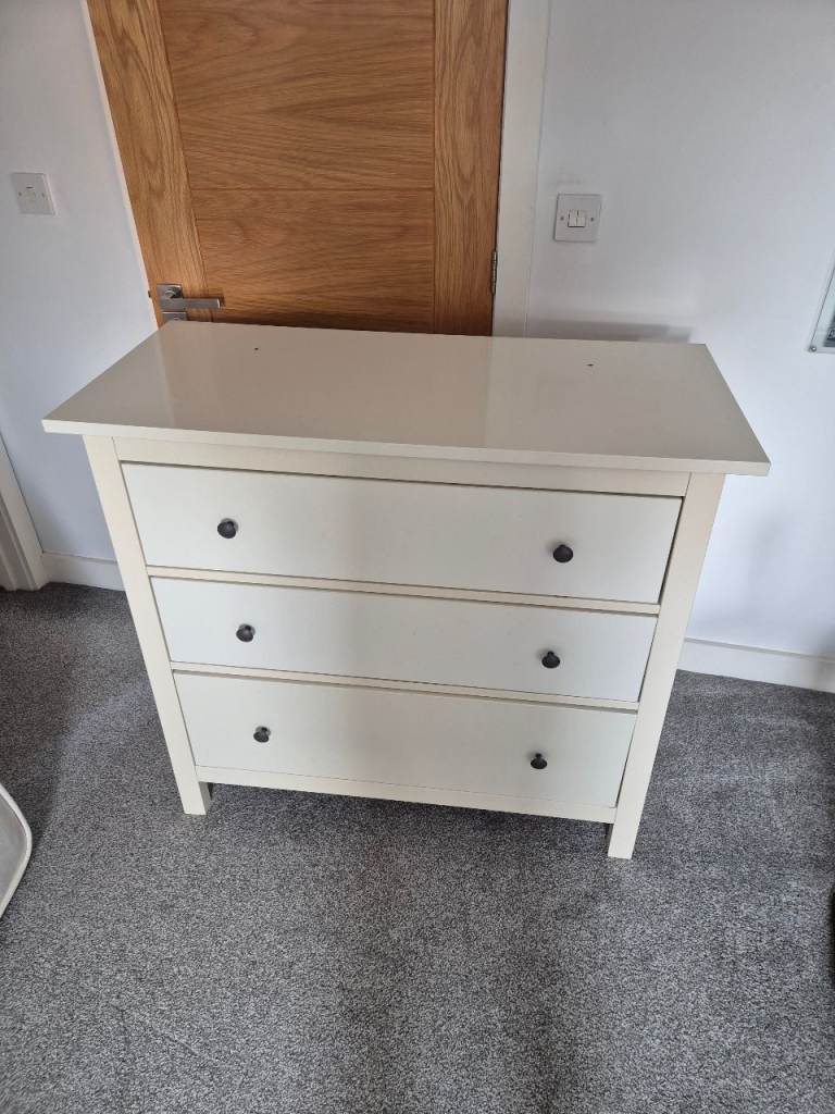 Free Hemnes ikea 3 drawer unit.