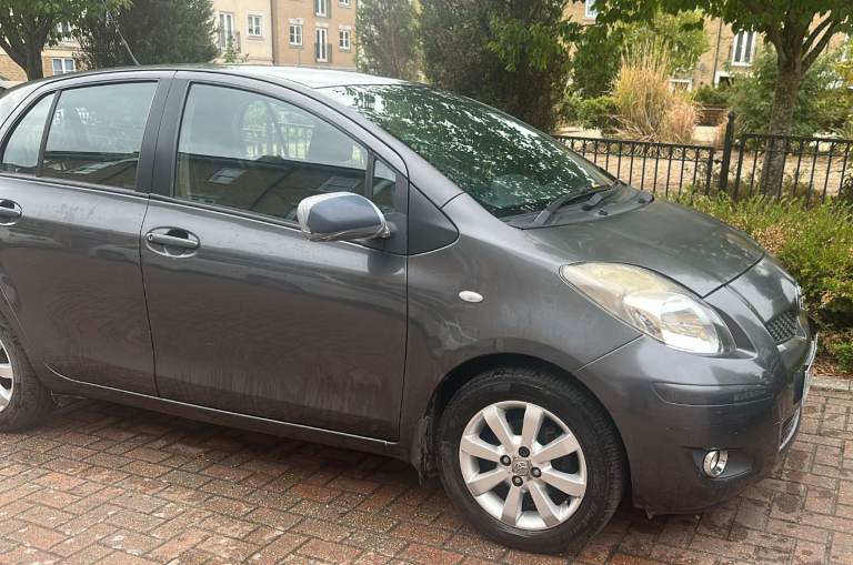 Toyota, YARIS, Hatchback, 2011, Manual, 1329 (cc), 5 doors