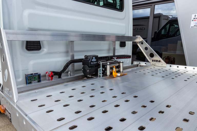 ALUMINIUM RECOVERY TRUCK BODY AMS E-BODY BEAVERTAIL CAR TRANSPORTER