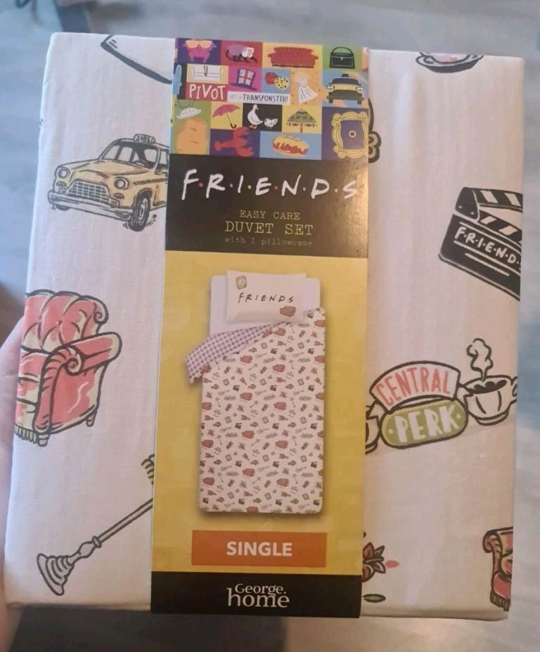 Friends F.R.I.E.N.D.S Central Perk Single Size Duvet Cover Set Easy Care Brand New Reversible